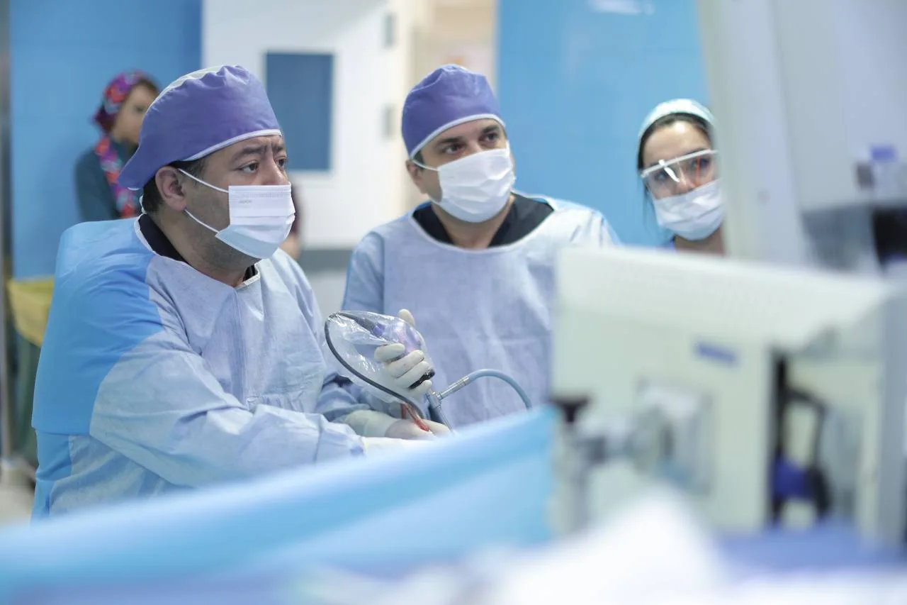 Minimally invasive and advanced neurosurgery techniques