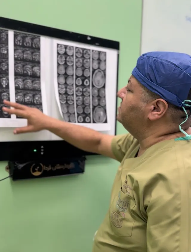 Reviewing brain MRI scans