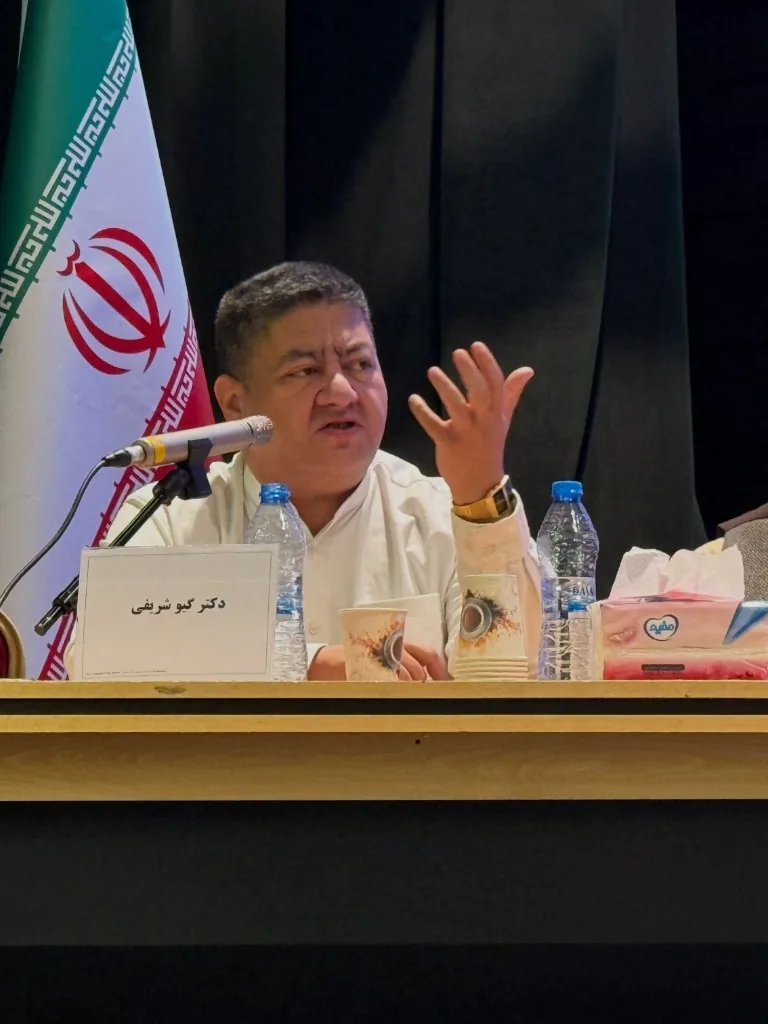 Prof. Guive Sharifi speaking at the pulmonary congress panel in Tehran